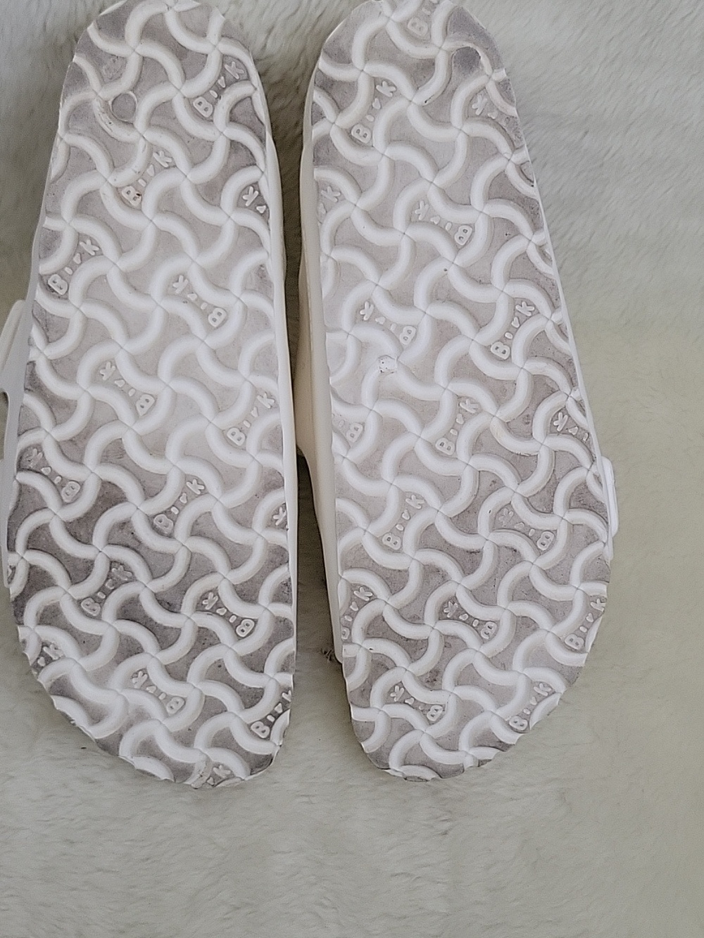 BIRKENSROCK White Arizona EVA Slide Sandals. Size 38. - Picture 11 of 15